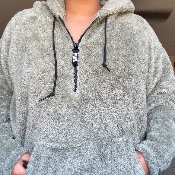 PINK Jackets & Blazers - This is a PINK Sherpa. PINK Jackets & Blazers - This is a PINK Sherpa.